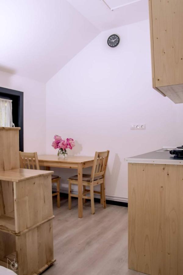 Birtok Houses- Twin No 1 For 2 People Borzont ภายนอก รูปภาพ